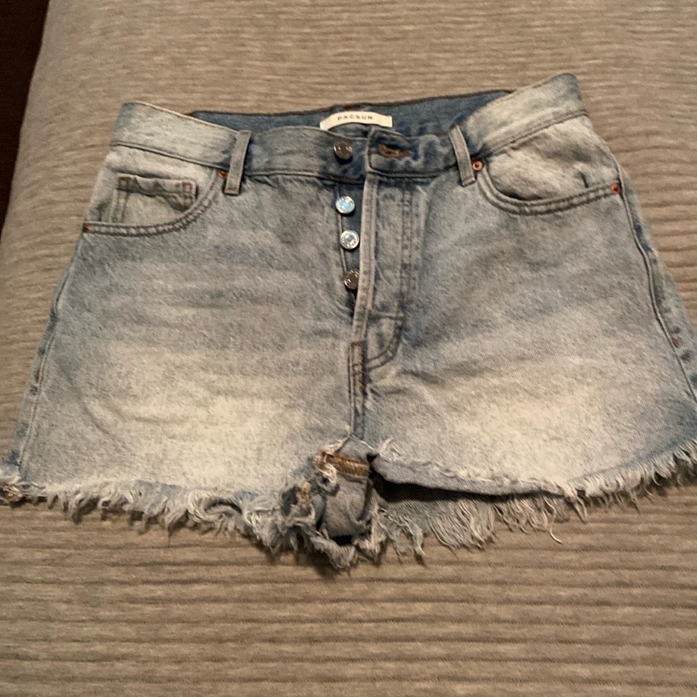 PACSUN Vintage high rise button fly jean shorts size 28
